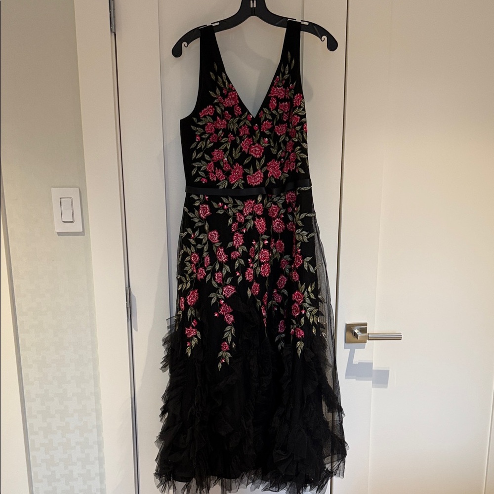 NWT Marchesa Floral Embroidered Black and Pink Dress